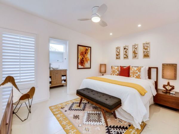 Palm Springs Home 984245