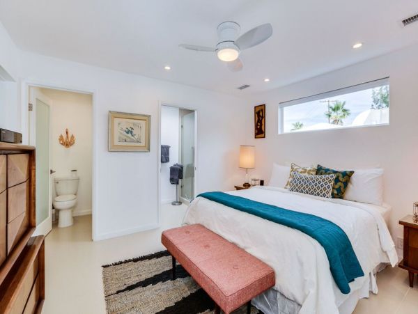 Palm Springs Home 984245