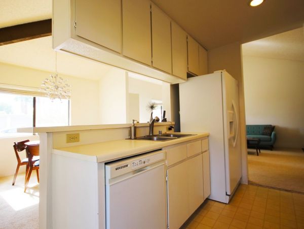 Palm Springs Home 984246