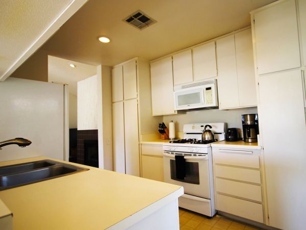 Palm Springs Home 984246