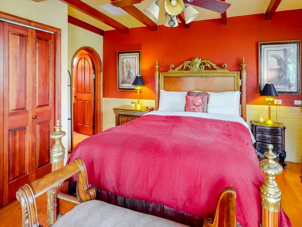 Palm Springs Home 984247