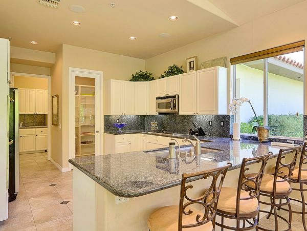 Palm Springs Home 984248