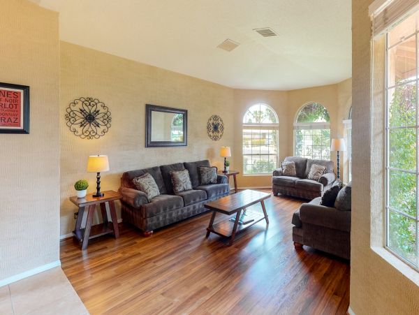 Palm Springs Home 984249