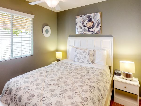 Palm Springs Home 984249