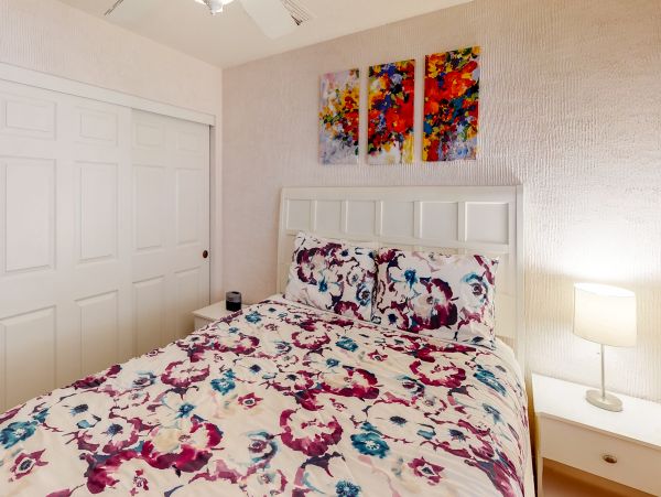 Palm Springs Home 984249