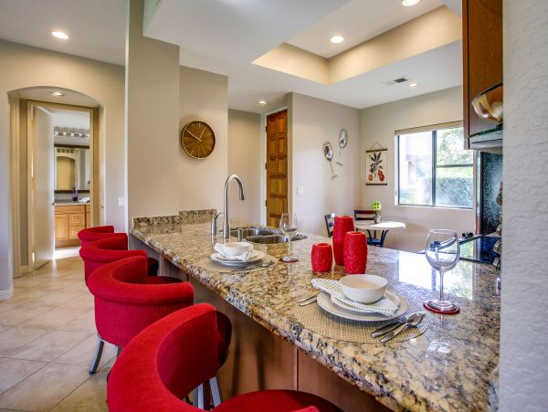 Palm Springs Home 984251
