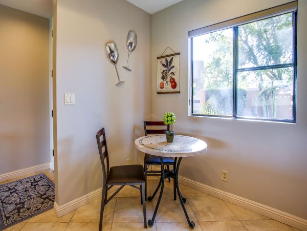 Palm Springs Home 984251