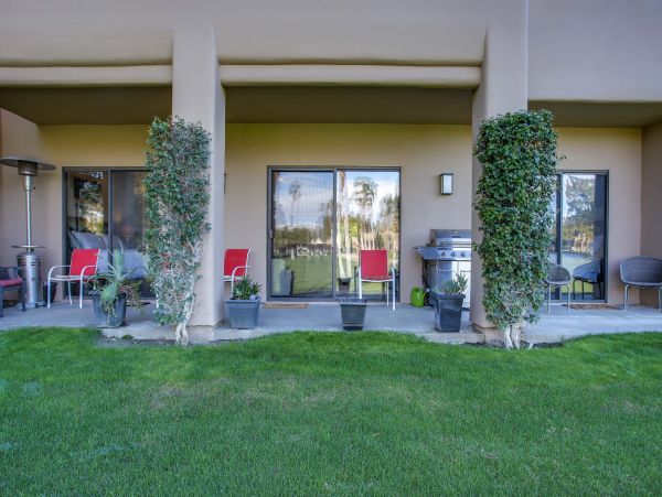 Palm Springs Home 984251