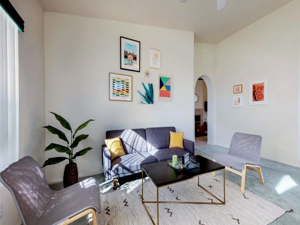 Palm Springs Home 984255