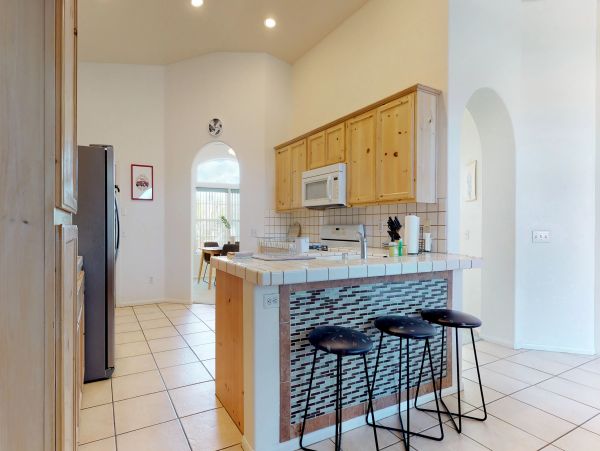 Palm Springs Home 984255