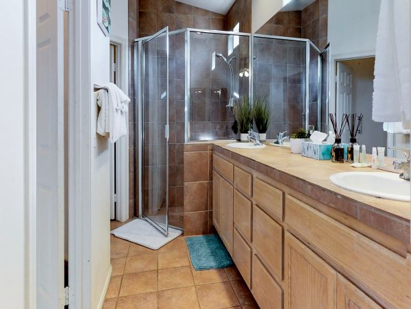 Palm Springs Home 984255