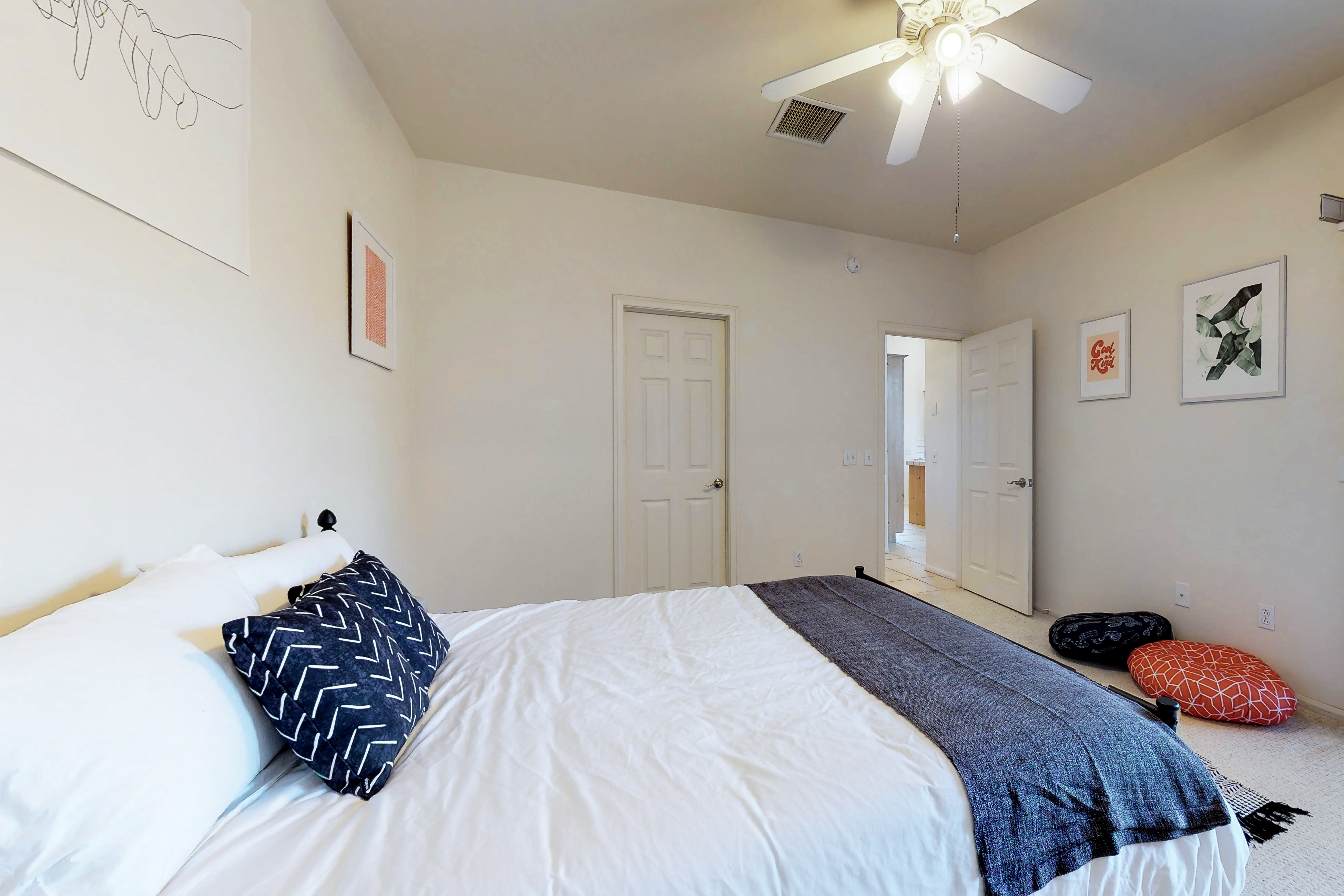 Palm Springs Home 984255