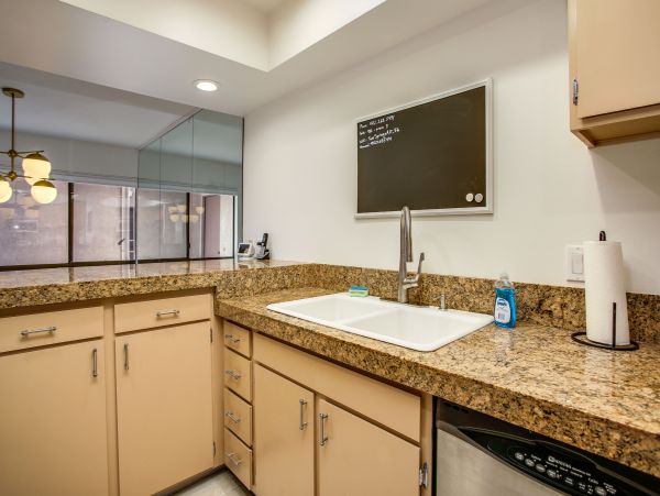 Palm Springs Home 984256