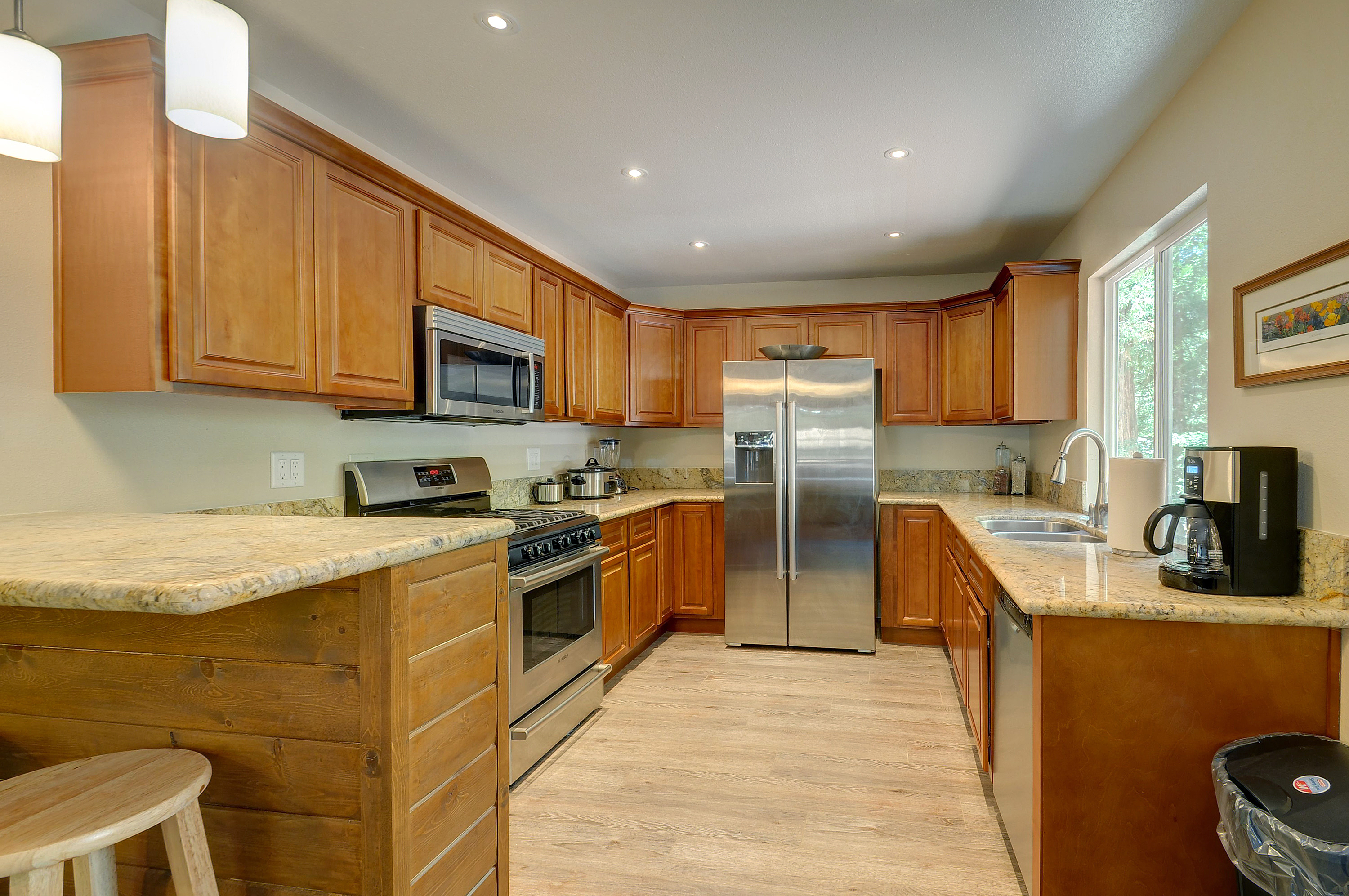 Palm Springs Home 984257