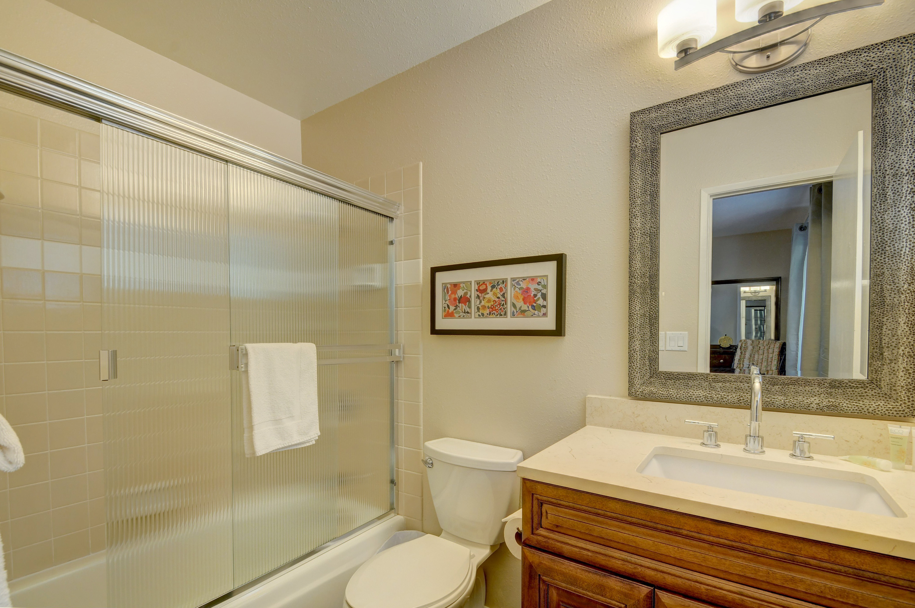 Palm Springs Home 984257