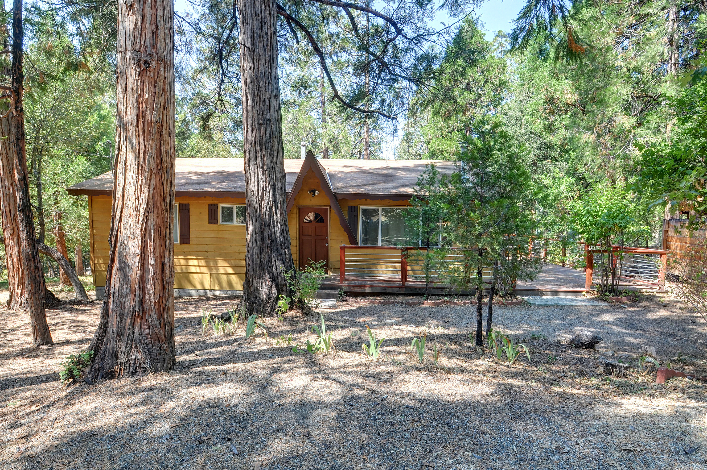 Palm Springs Home 984257