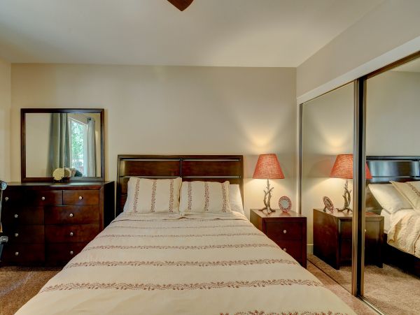 Palm Springs Home 984257
