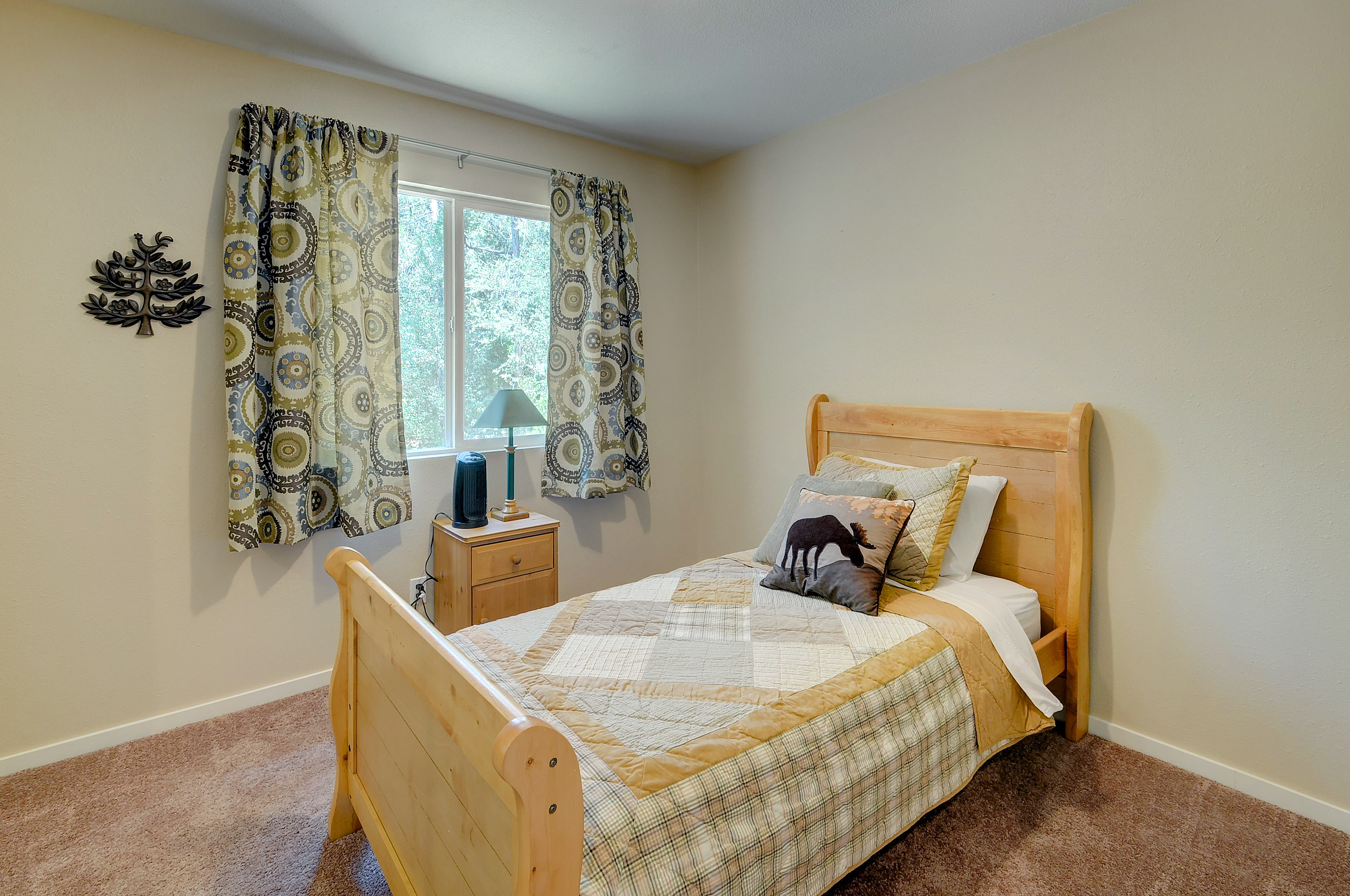 Palm Springs Home 984257