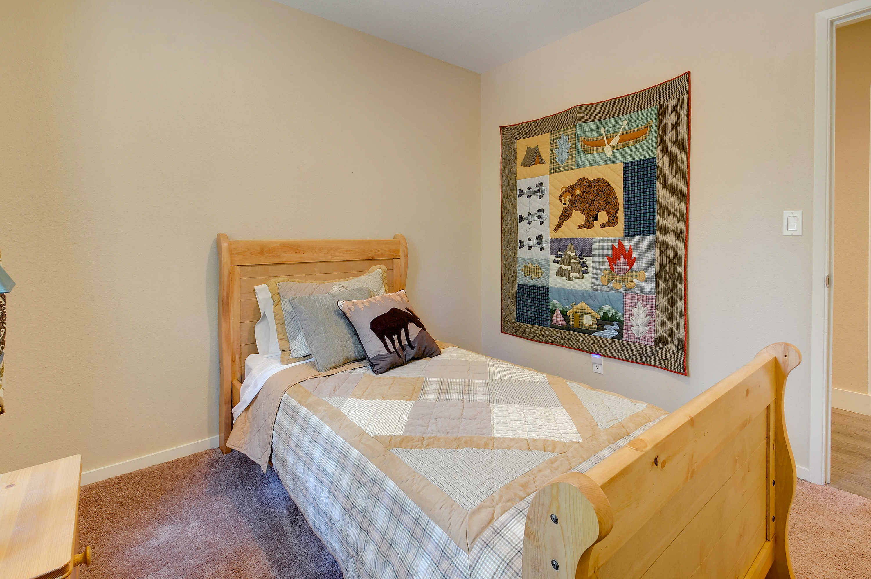 Palm Springs Home 984257