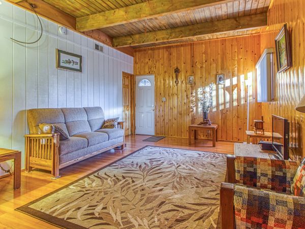 Palm Springs Home 984259