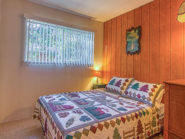 Palm Springs Home 984259