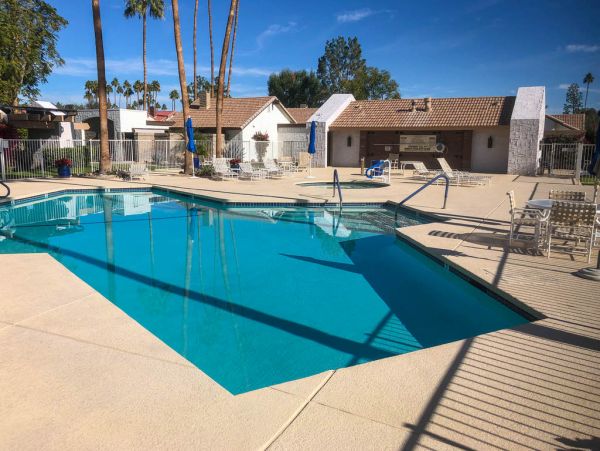 Palm Springs Home 984260