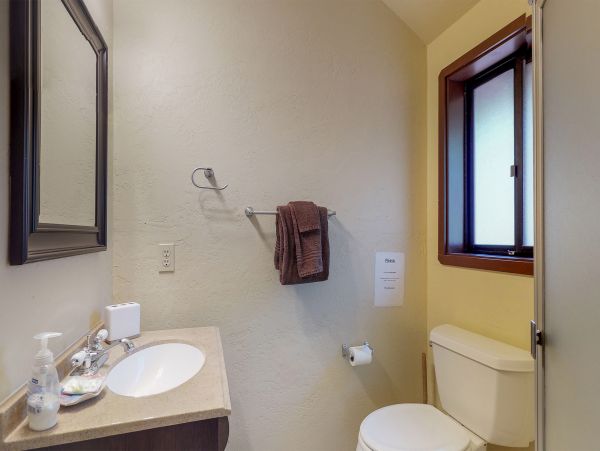 Palm Springs Home 984261