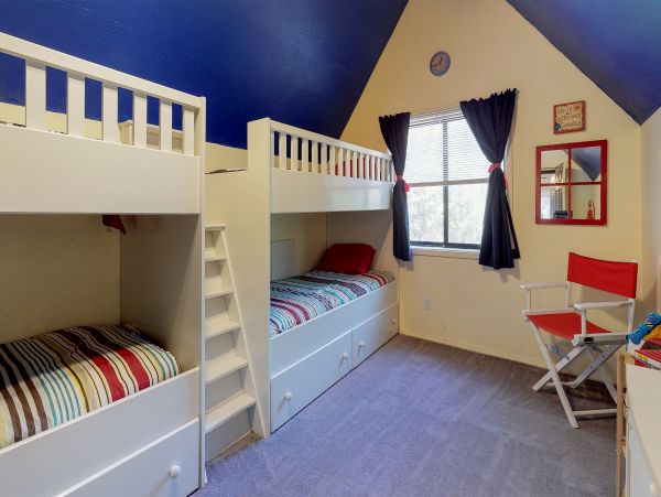 Palm Springs Home 984261