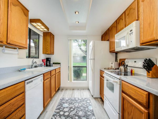 Palm Springs Home 984262