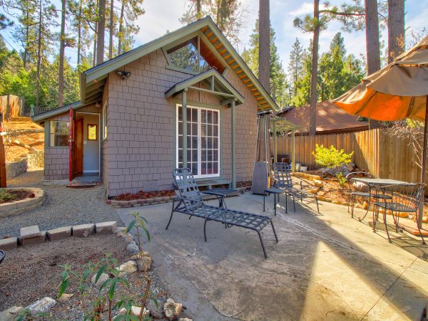 Palm Springs Home 984263