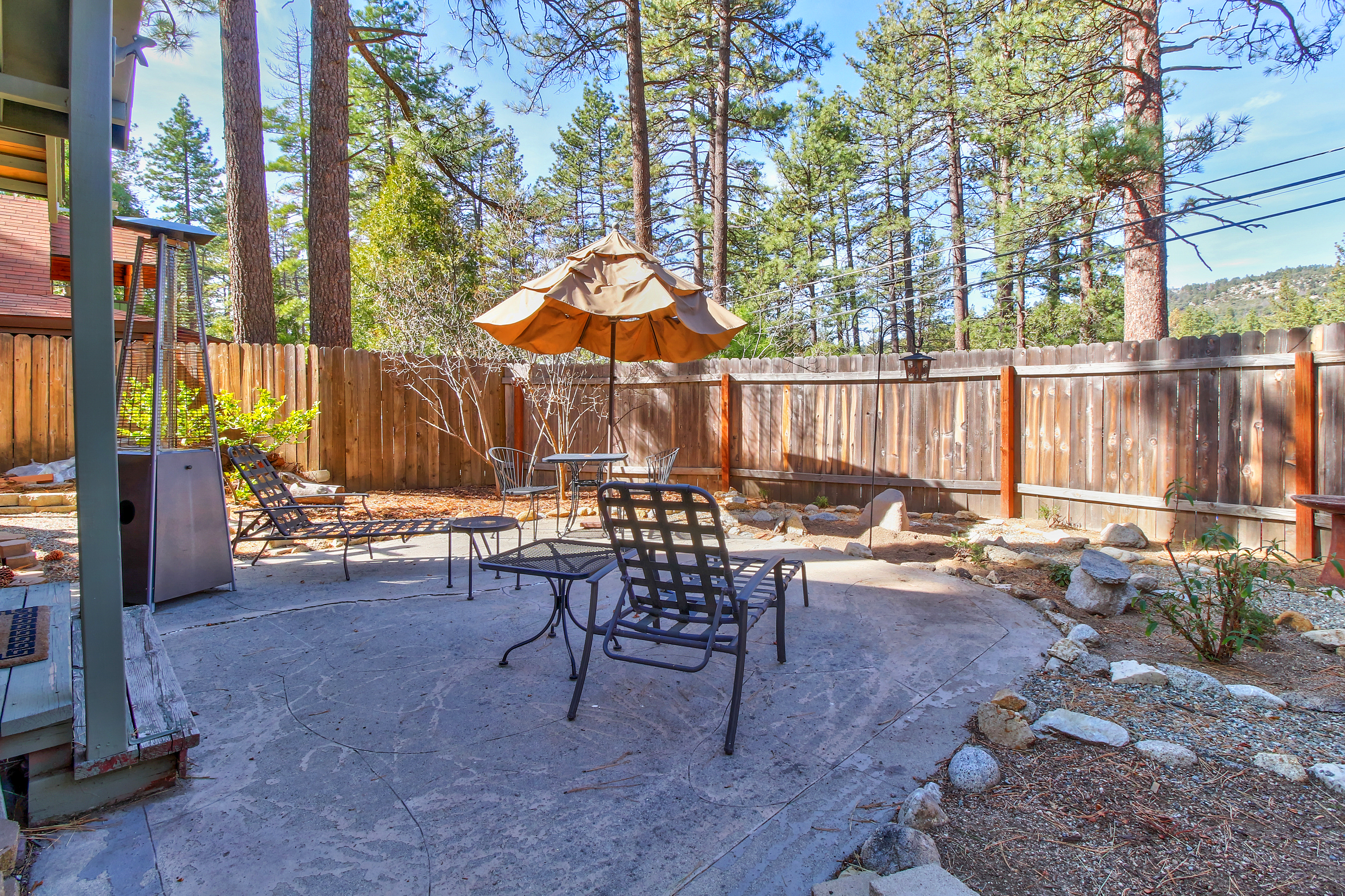 Palm Springs Home 984263
