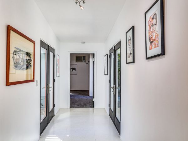 Palm Springs Home 984264