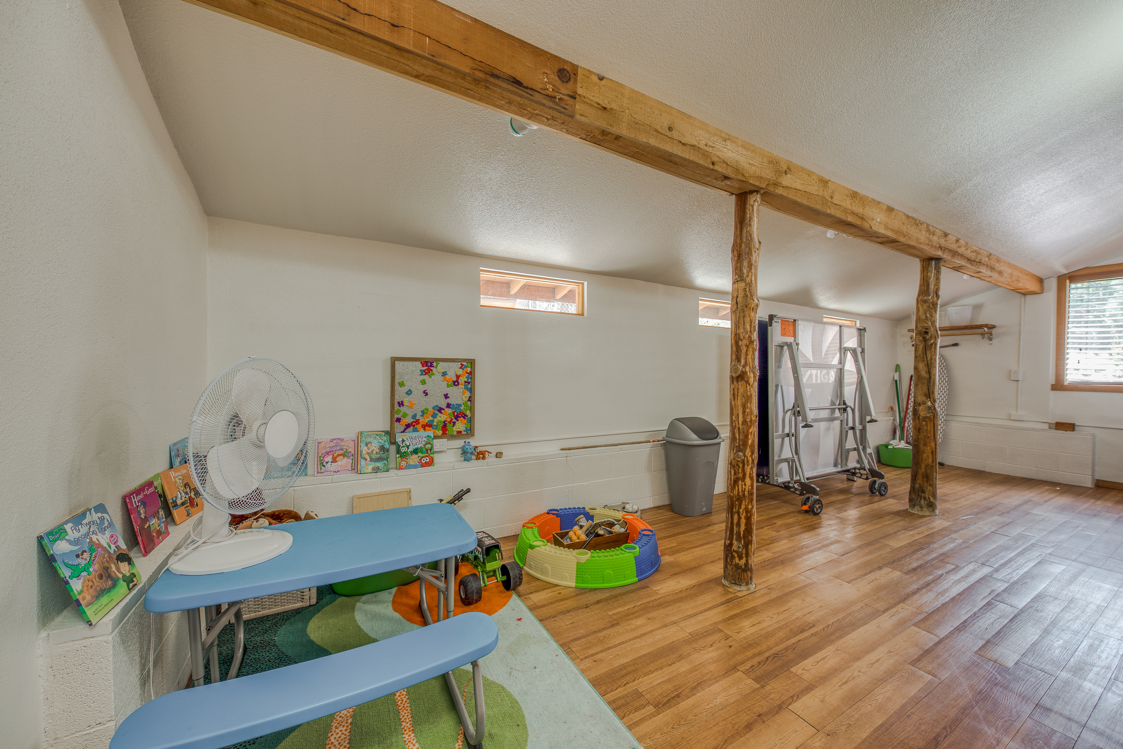 Palm Springs Home 984265