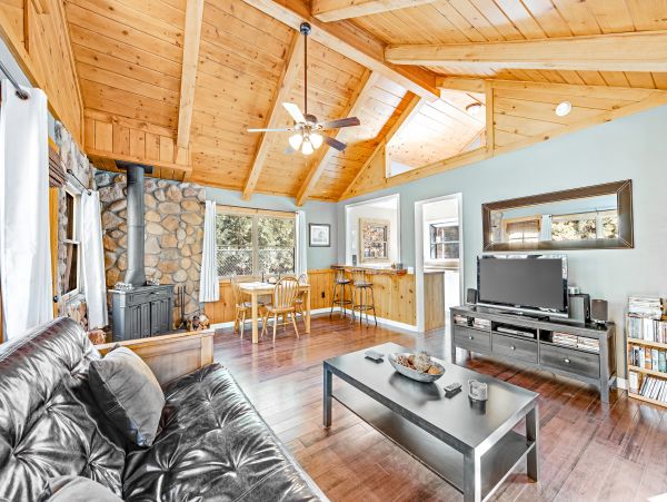 Palm Springs Home 984266