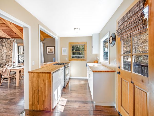 Palm Springs Home 984266