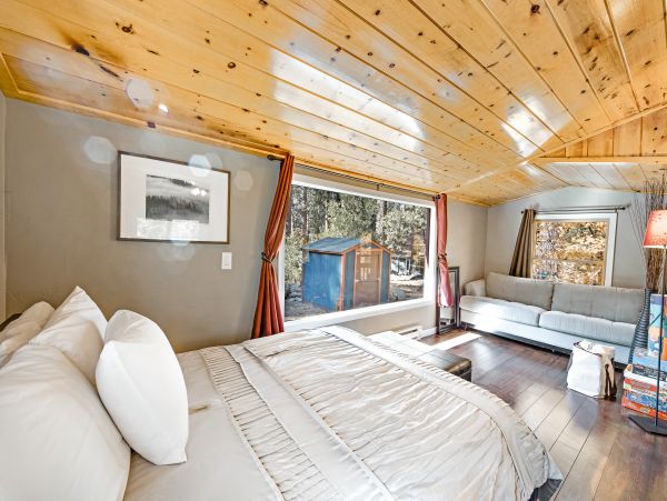 Palm Springs Home 984266