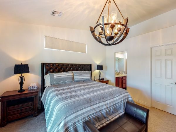 Palm Springs Home 984267