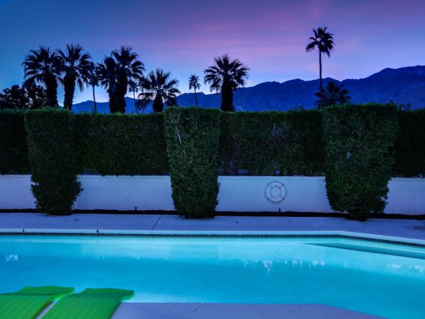 Palm Springs Home 984268