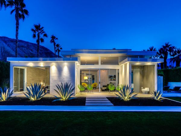 Palm Springs Home 984268