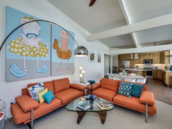Palm Springs Home 984269