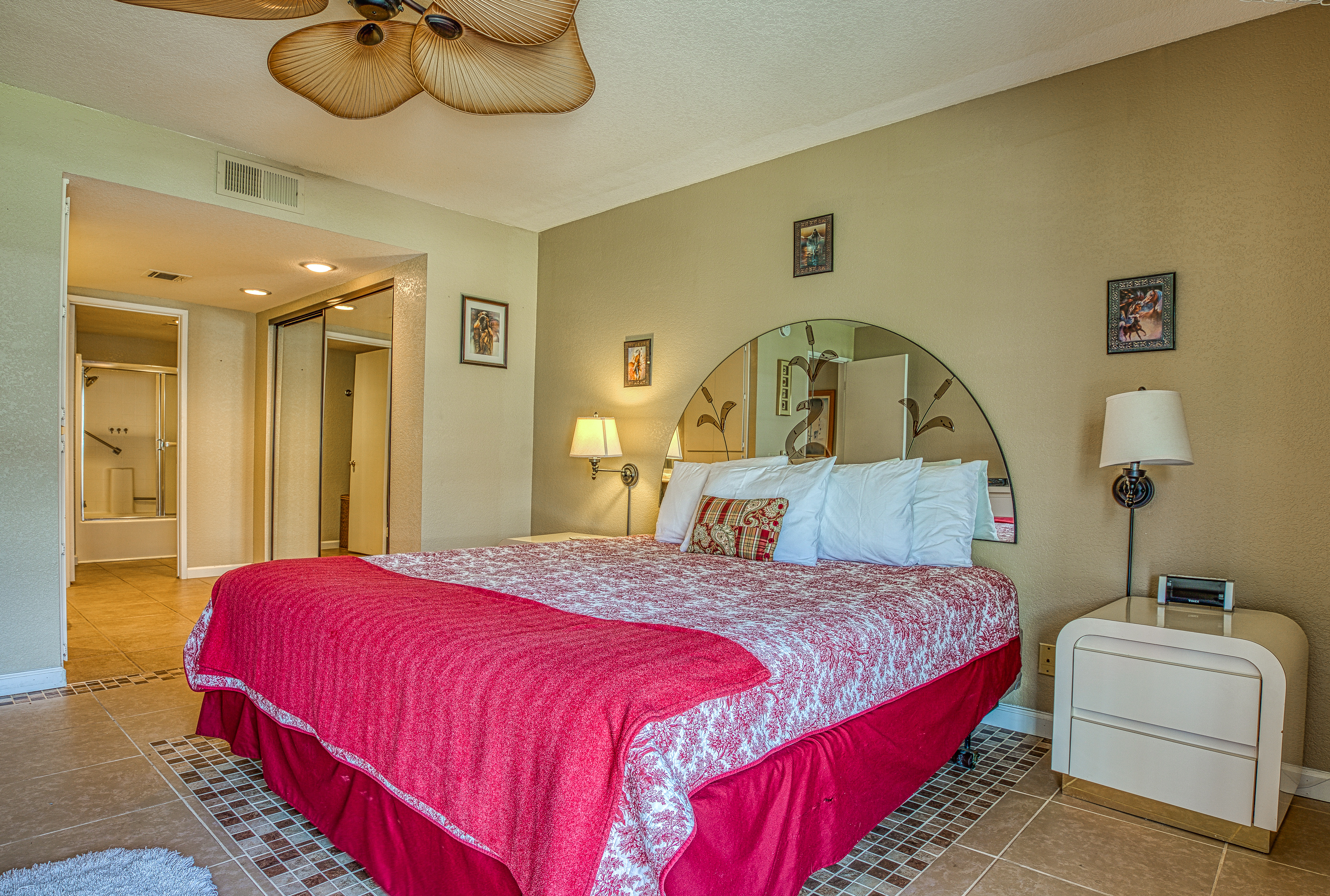 Palm Springs Home 984270