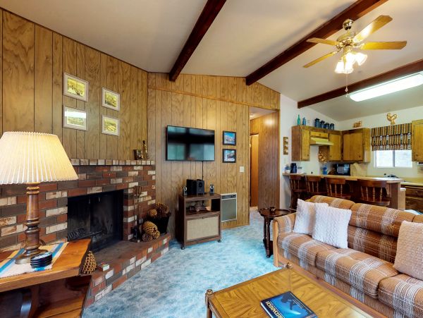 Palm Springs Home 984271