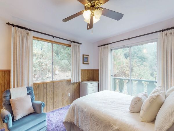 Palm Springs Home 984271