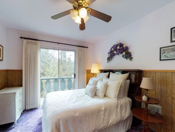 Palm Springs Home 984271
