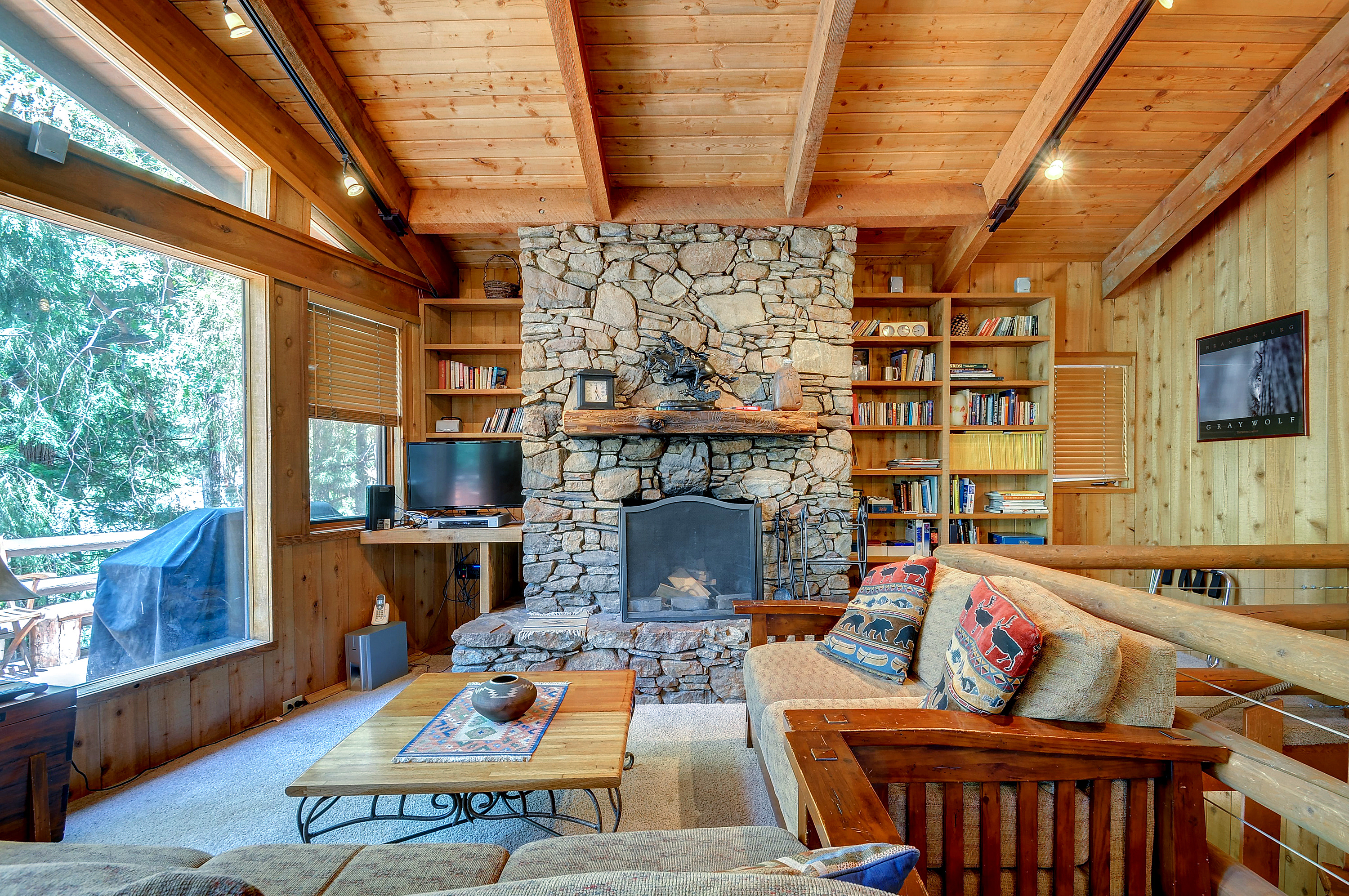 Palm Springs Home 984273
