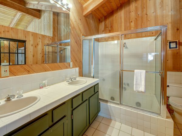 Palm Springs Home 984273