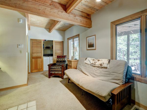 Palm Springs Home 984273