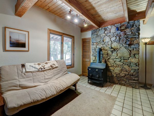 Palm Springs Home 984273
