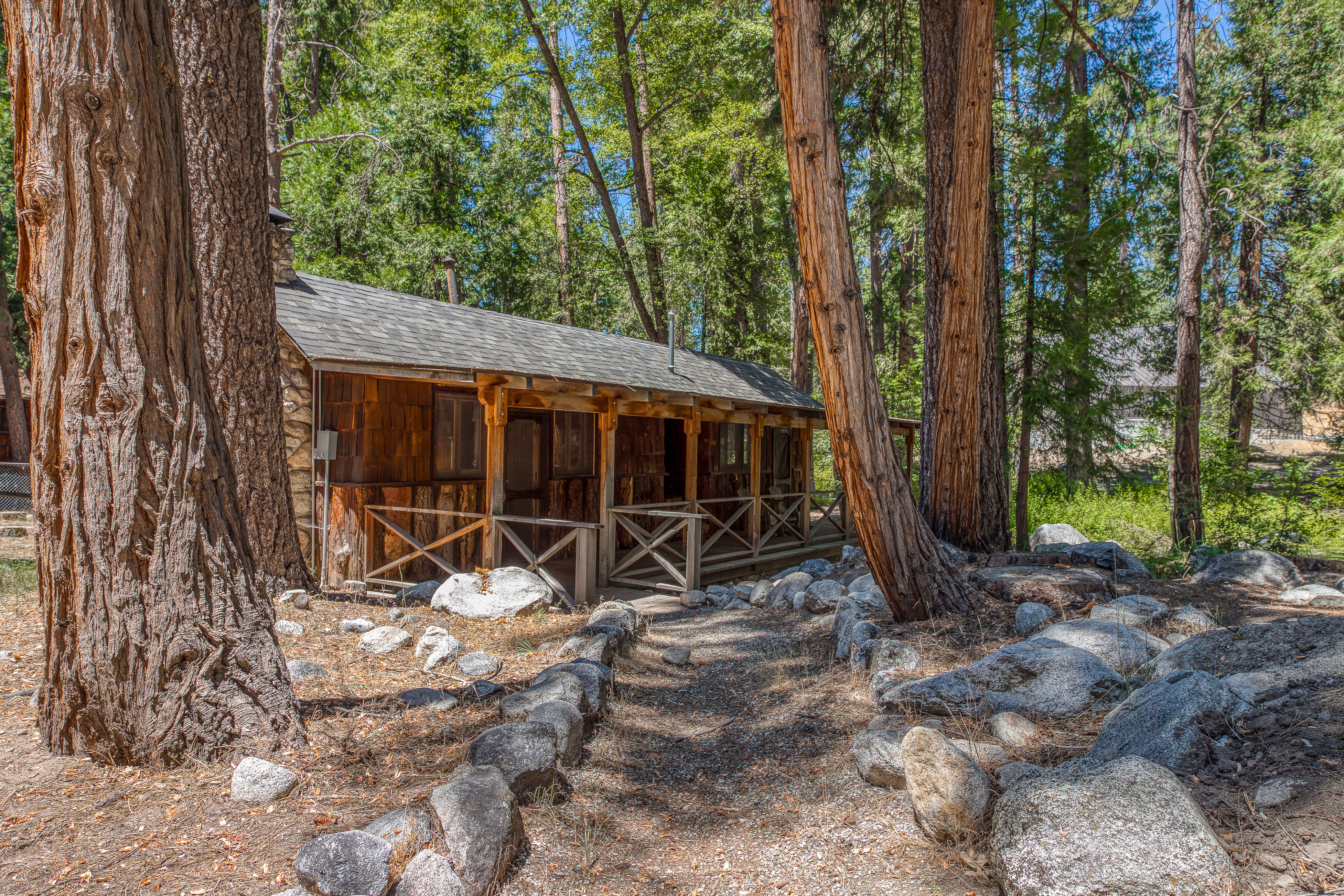 Palm Springs Home 984275