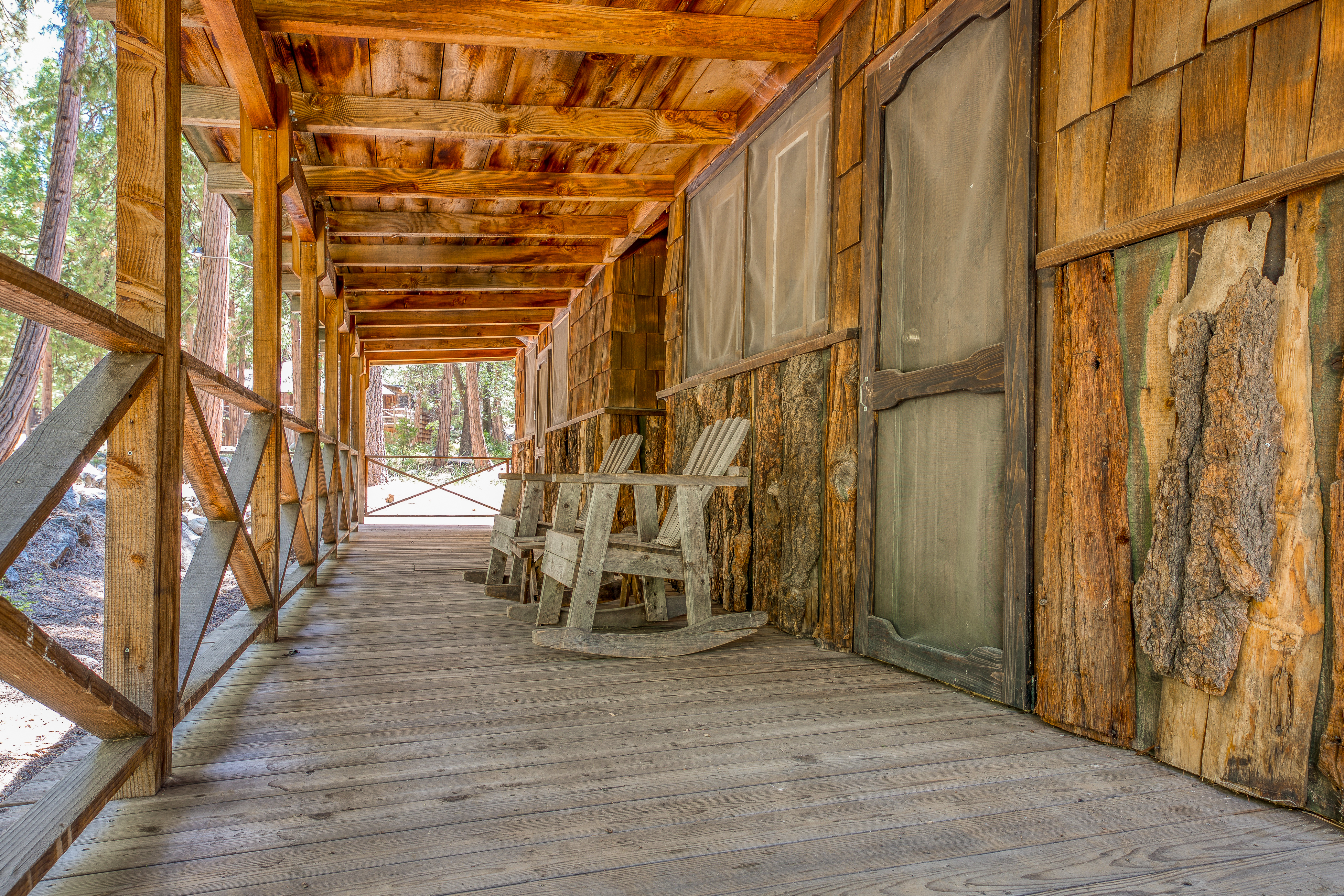 Palm Springs Home 984275